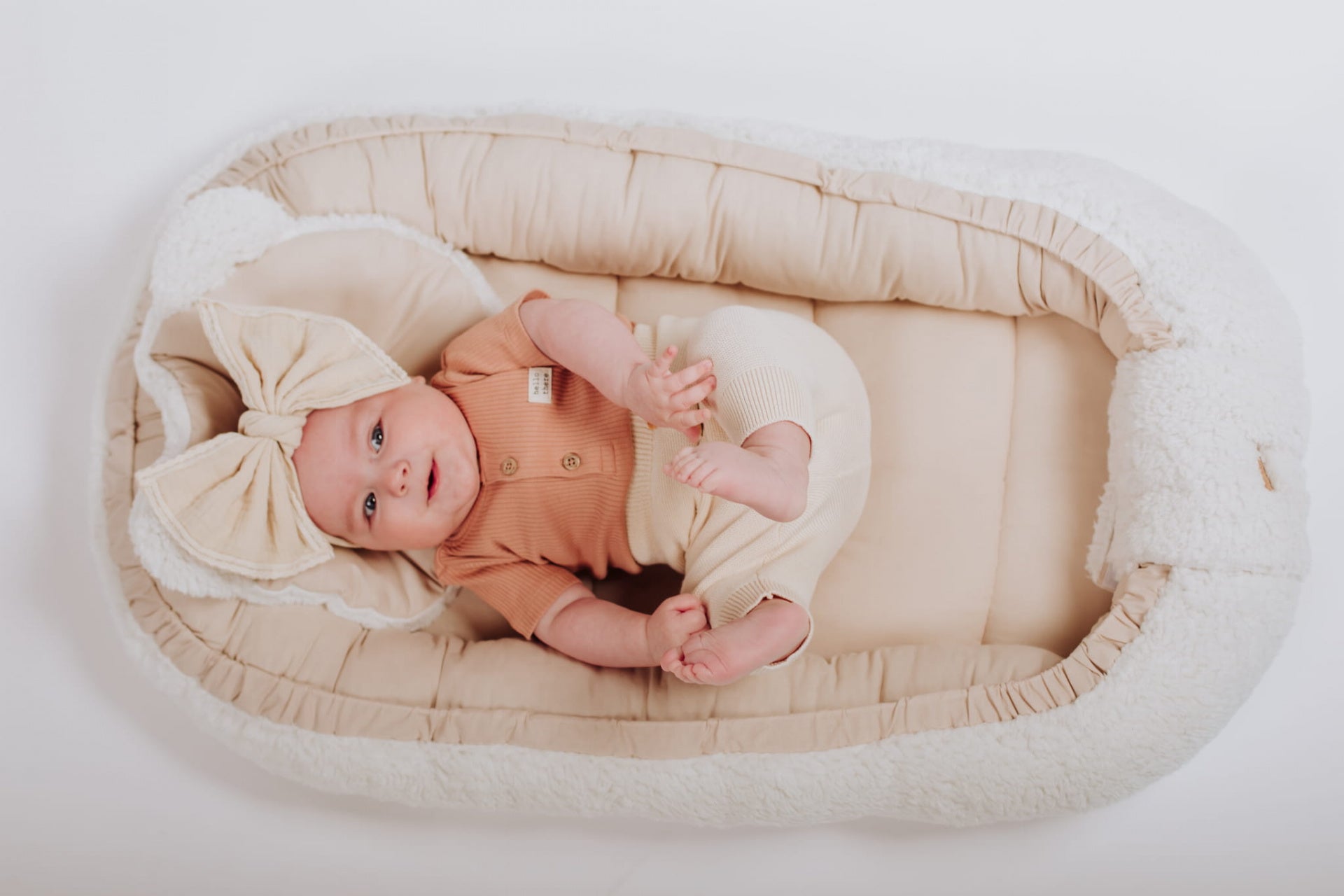 Babybettchen Nestchen mit Kissen, beige, 100% Baumwolle Teddy-Plüsch