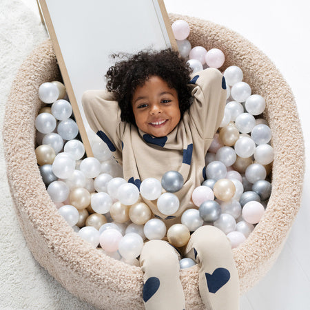 Plush Nest - Bällebad Cord-grün inkl. 200 Bälle (perl, silber, rosa)